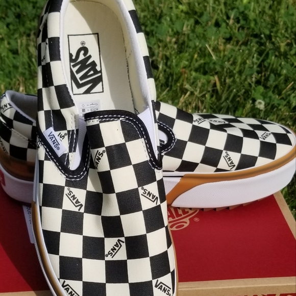 NWT Vans Checkerboard Slip-on Stacked Platforms - Picture 2 of 4